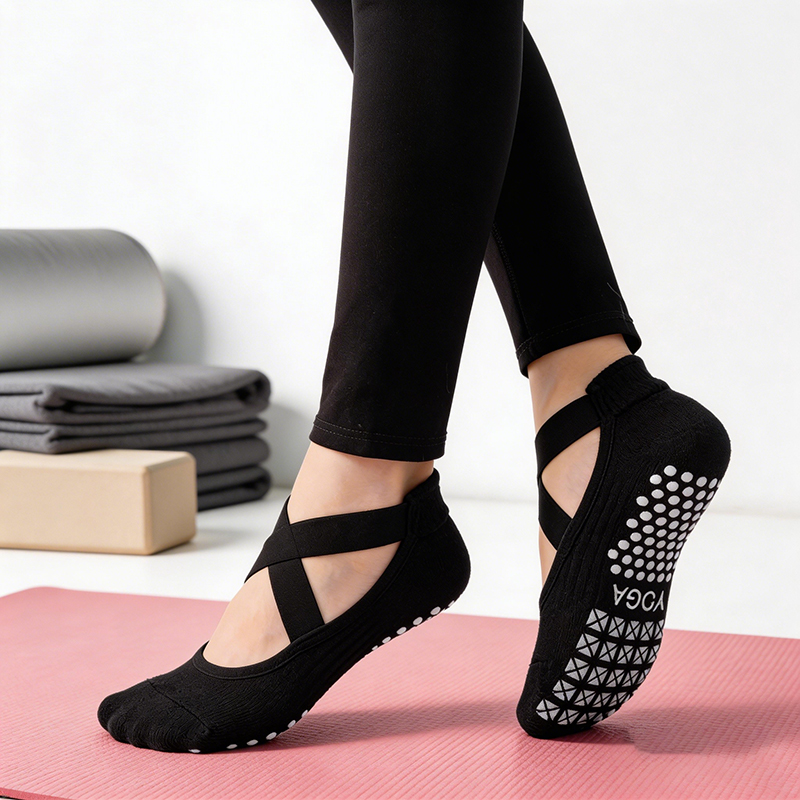Kaus Kaki Yoga Anti Selip Wani - No Show Sock Women ulasan dan harga
